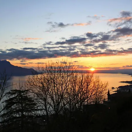 View Riviera Appartement